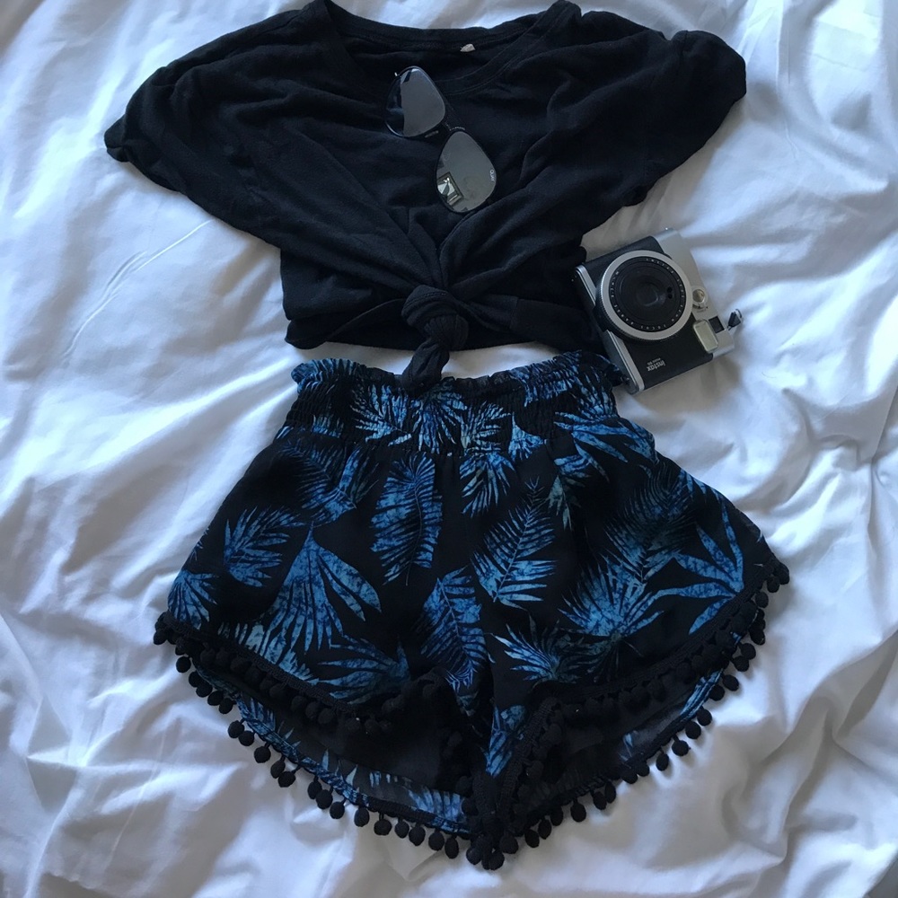 Soft Pom Pom shorts